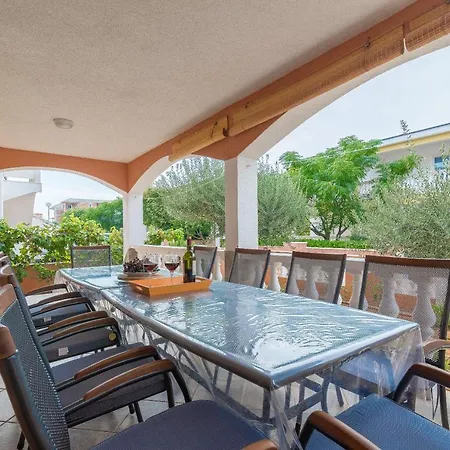 Feriehus House Blazevic Vir
